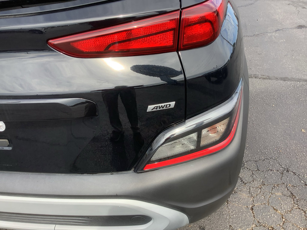 Used 2023 Hyundai Kona SEL w/ Convenience Package image 10