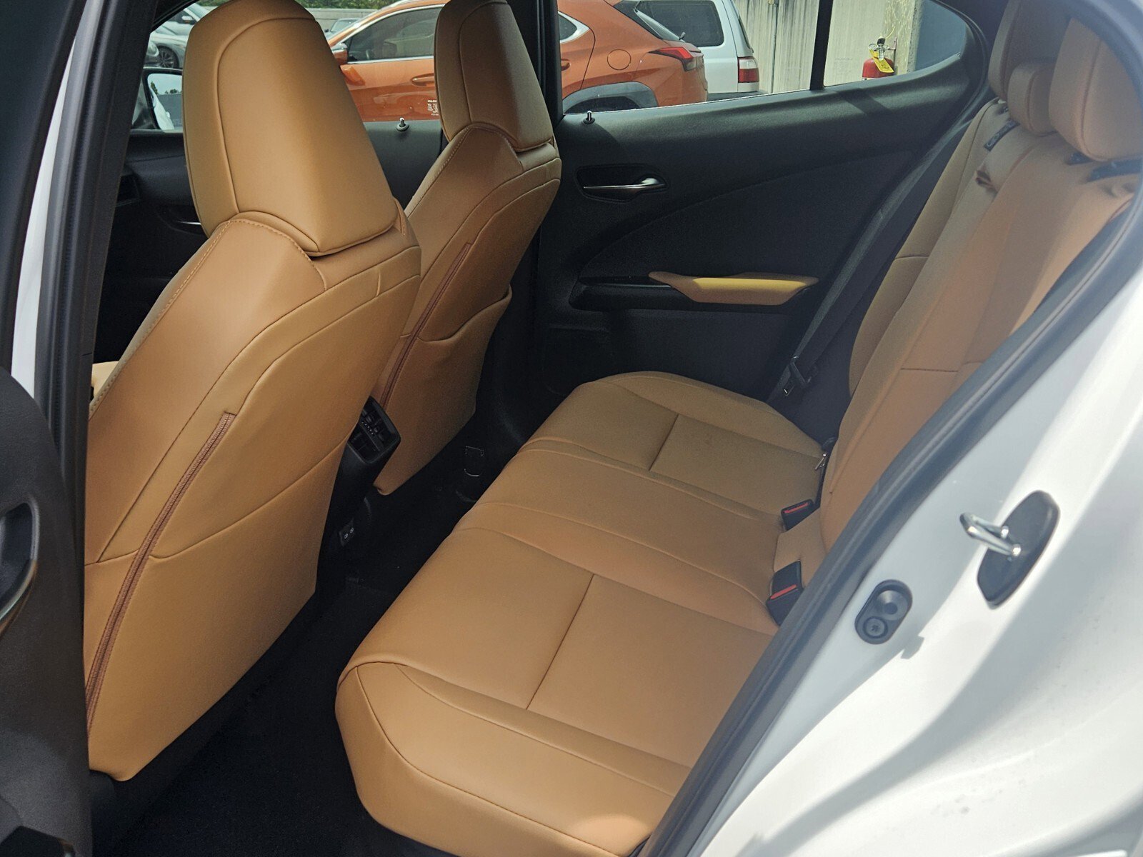 New 2026 Lexus UX 300h FWD image 13