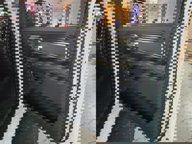 Used 2020 RAM 1500 Big Horn image 13