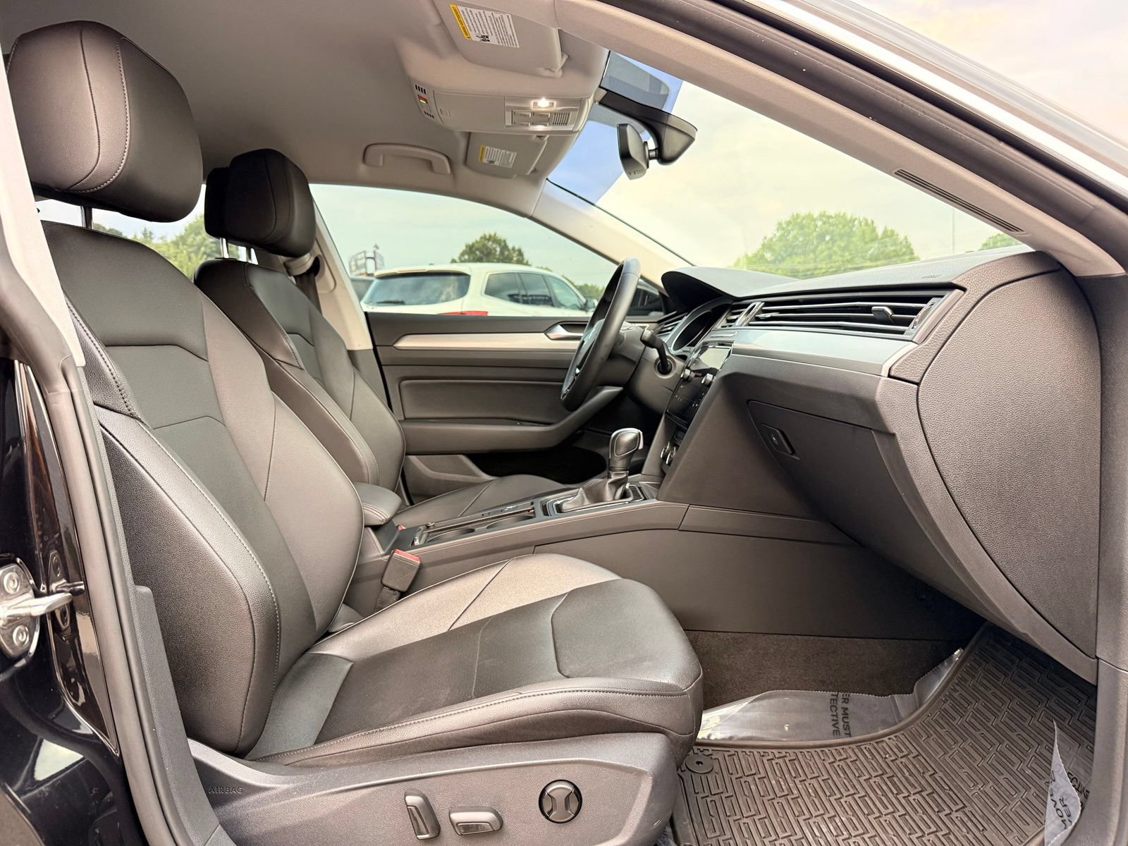 Used 2020 Volkswagen Arteon SE FWD image 22