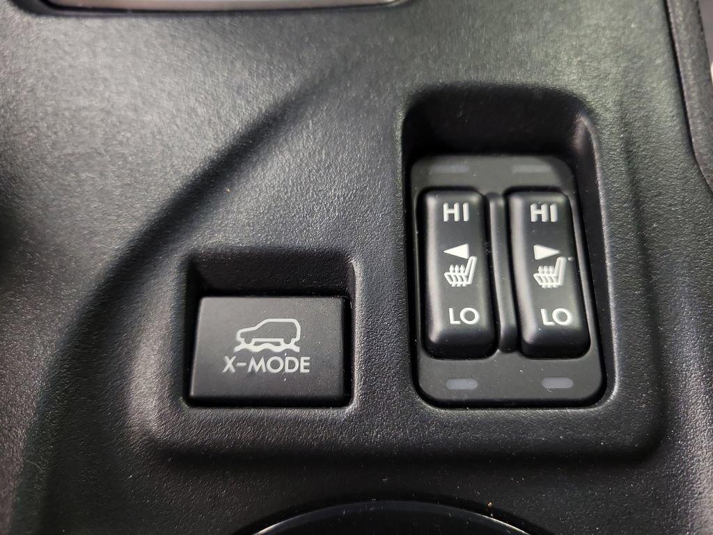 Used 2022 Subaru Crosstrek 2.0i Premium AWD/4WD image 18