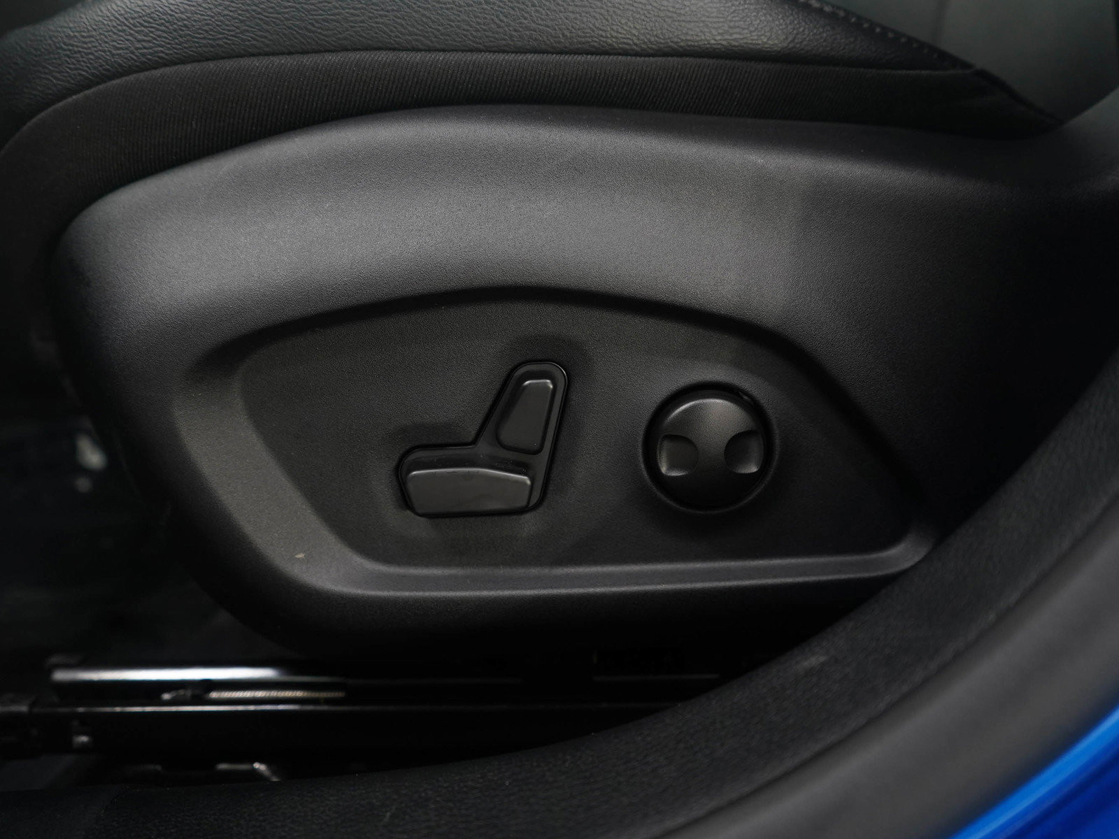 Used 2026 Jeep Compass Limited AWD/4WD image 23