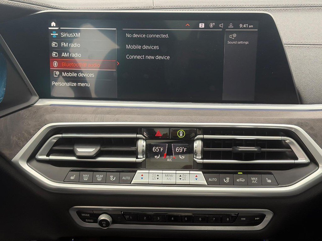 Used 2023 BMW X5 xDrive40i w/ Premium Package AWD/4WD image 16