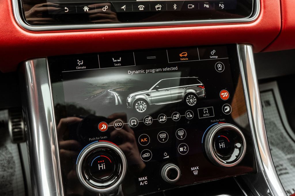Used 2020 Land Rover Range Rover Sport SVR image 25