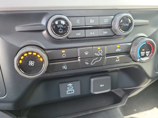 New 2024 Ford F350 XLT RWD image 26