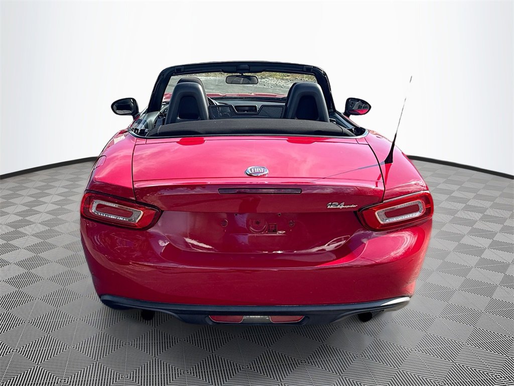 Used 2017 FIAT 124 Spider Classica image 7