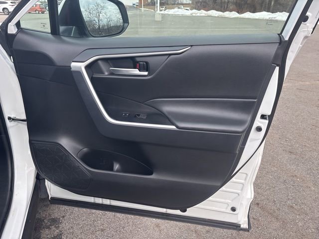 Used 2024 Toyota RAV4 XLE image 10