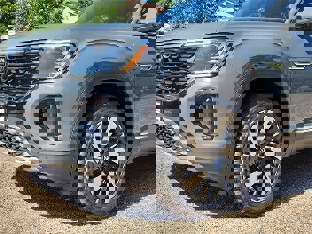 New 2026 Volkswagen Atlas Cross Sport SEL image 28