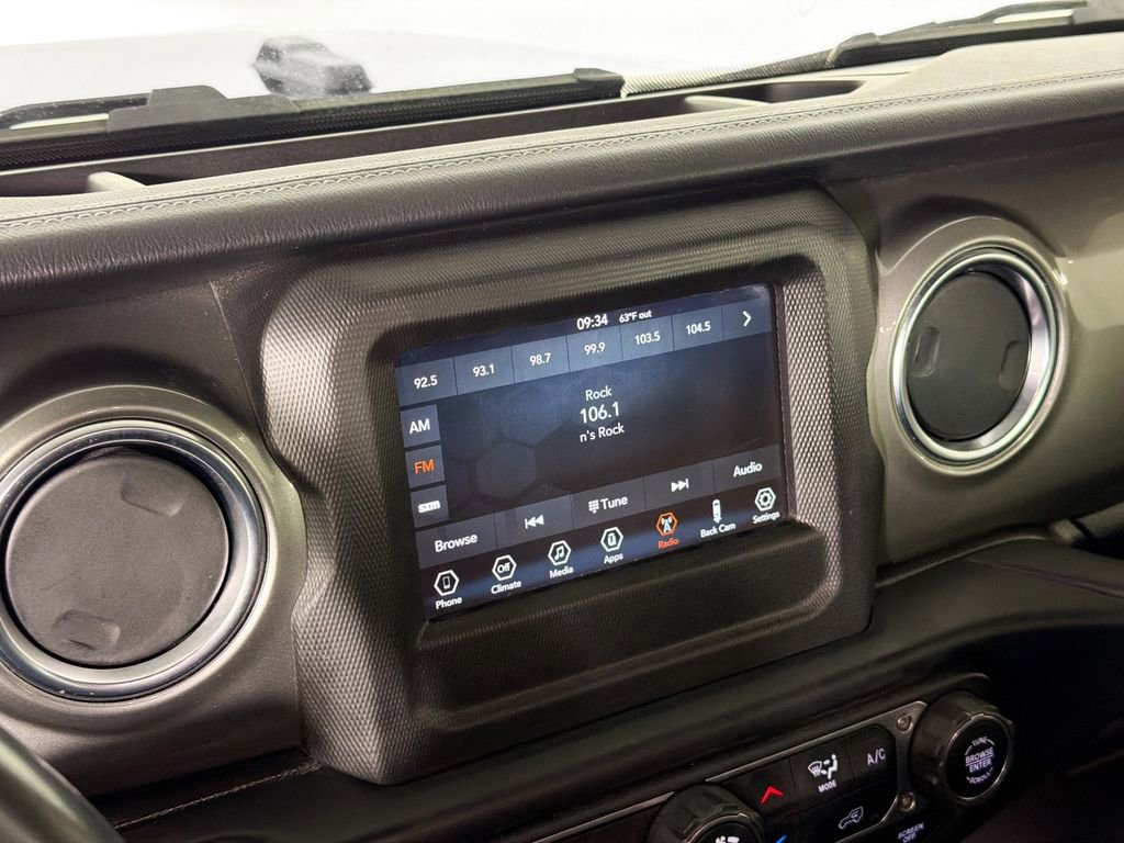 Used 2021 Jeep Wrangler Unlimited Sahara image 14