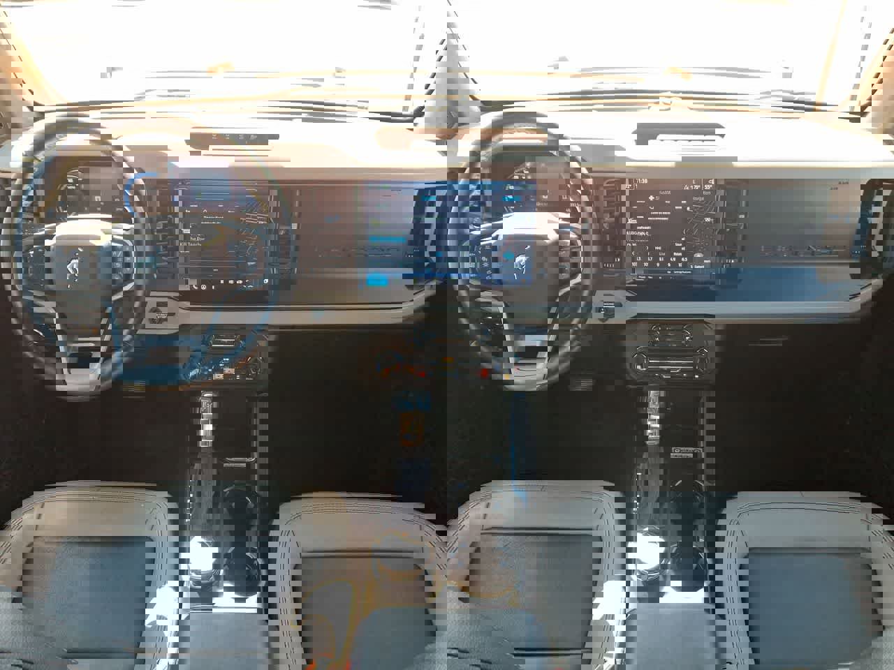 Used 2022 Ford Bronco Wildtrak image 10