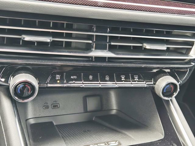 New 2026 Chevrolet Traverse Z71 AWD/4WD image 25