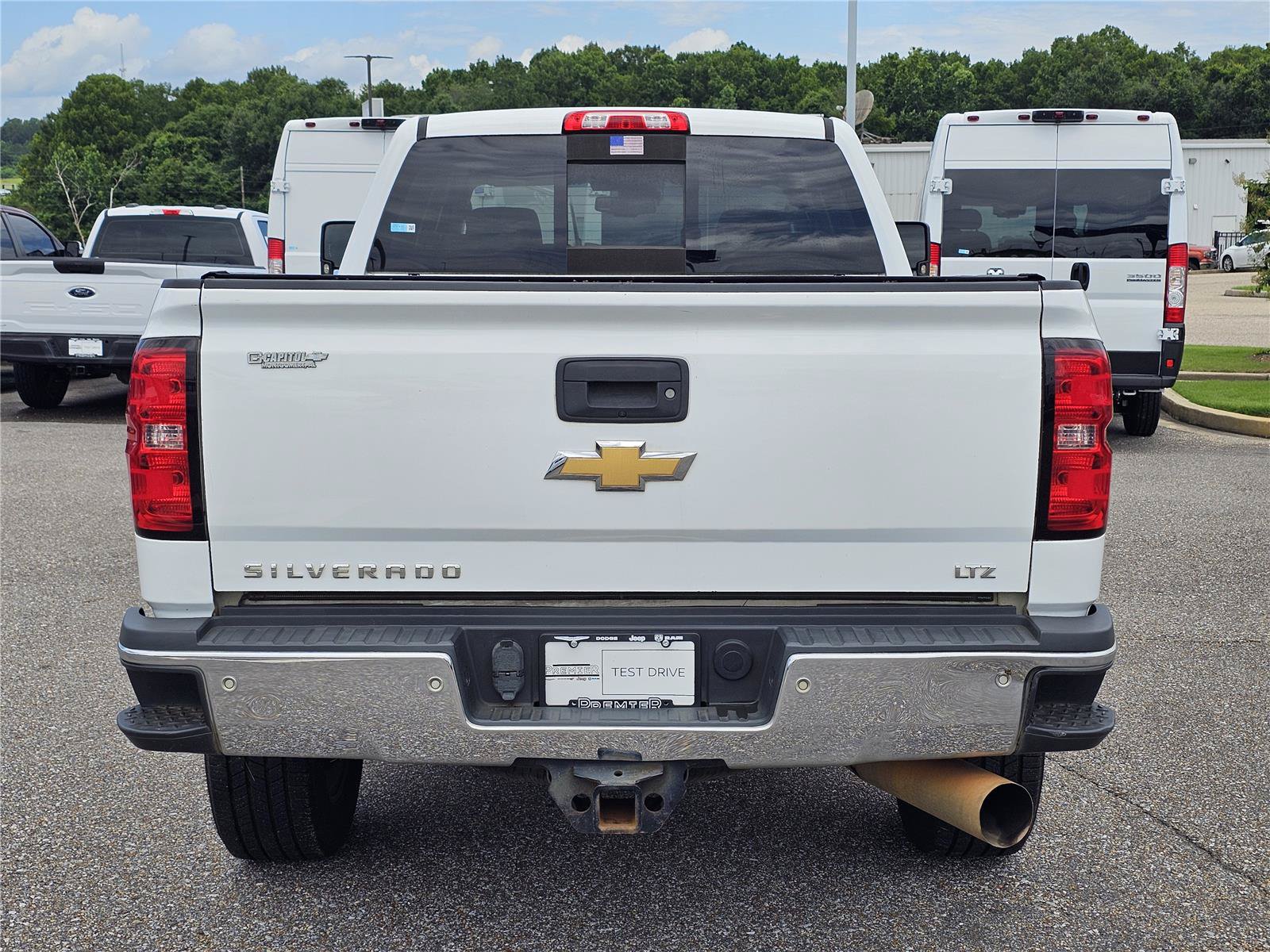 Used 2019 Chevrolet Silverado 2500 LTZ w/ Duramax Plus Package AWD/4WD image 11