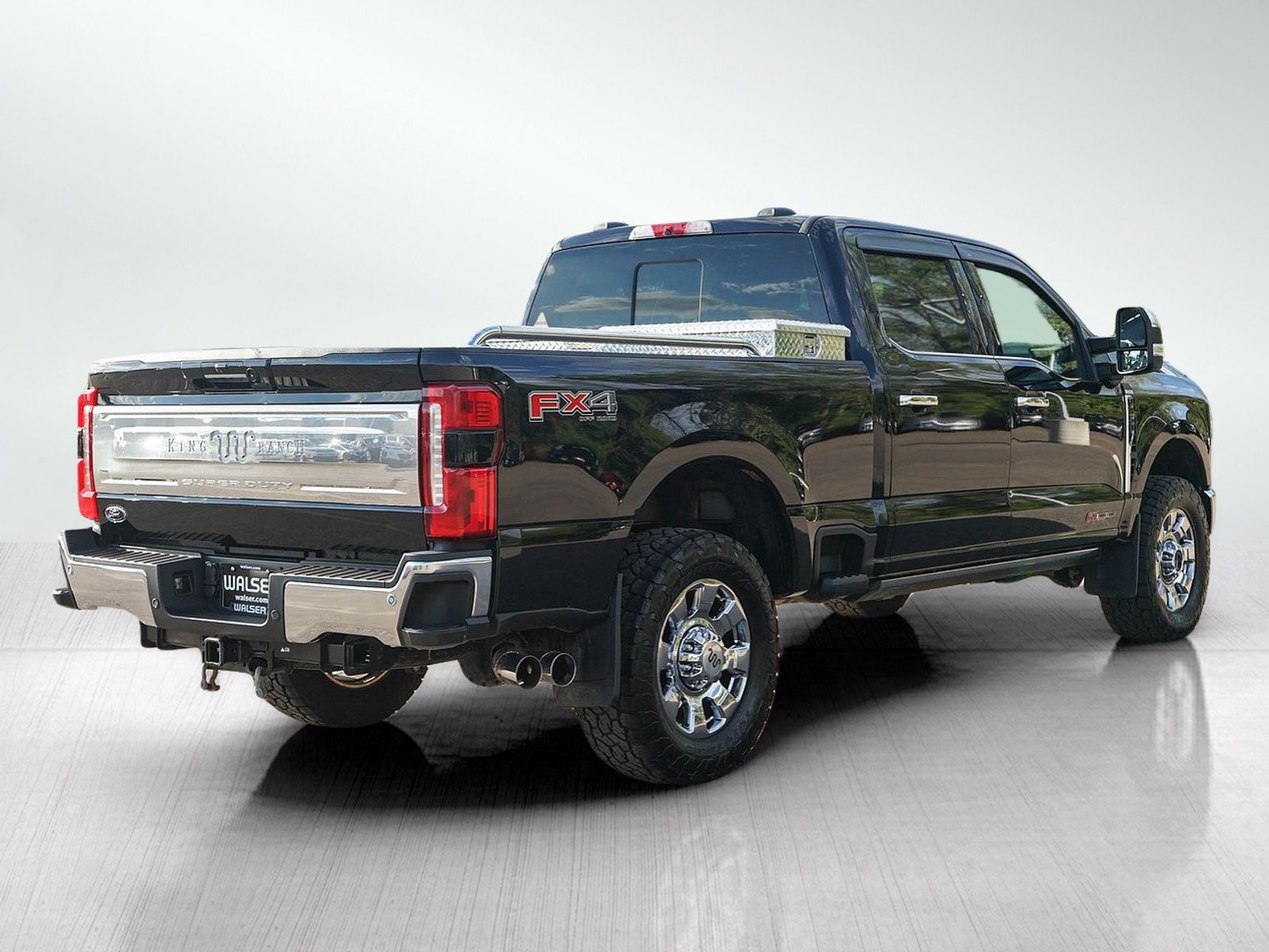 Used 2023 Ford F350 King Ranch AWD/4WD image 5
