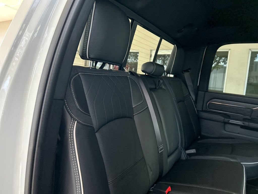 New 2026 RAM 3500 Limited AWD/4WD image 29