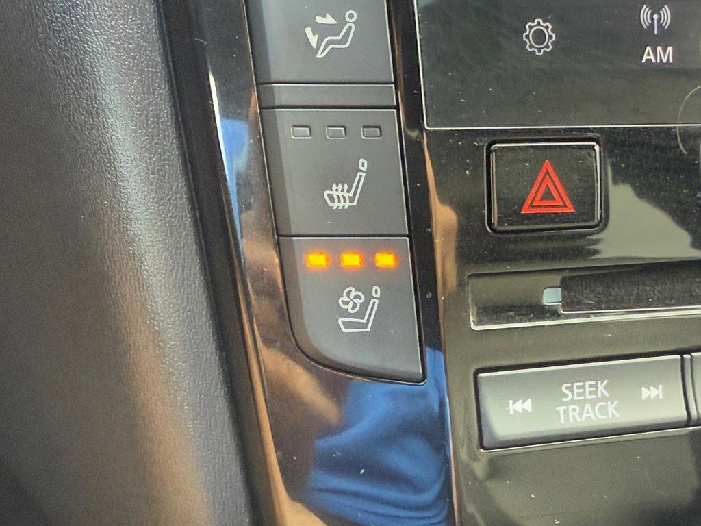 Used 2023 INFINITI QX55 Sensory image 22