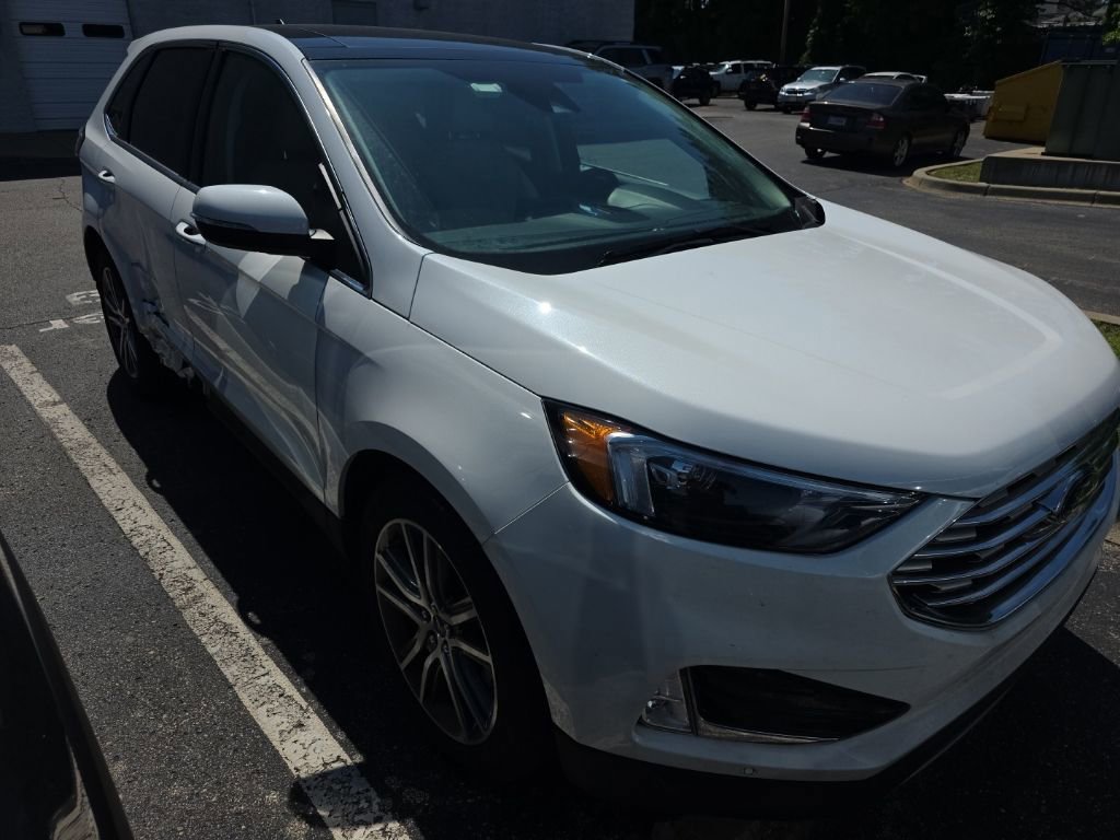 Used 2022 Ford Edge Titanium AWD/4WD image 4