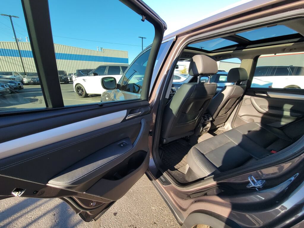Used 2014 BMW X3 xDrive28i AWD/4WD image 12
