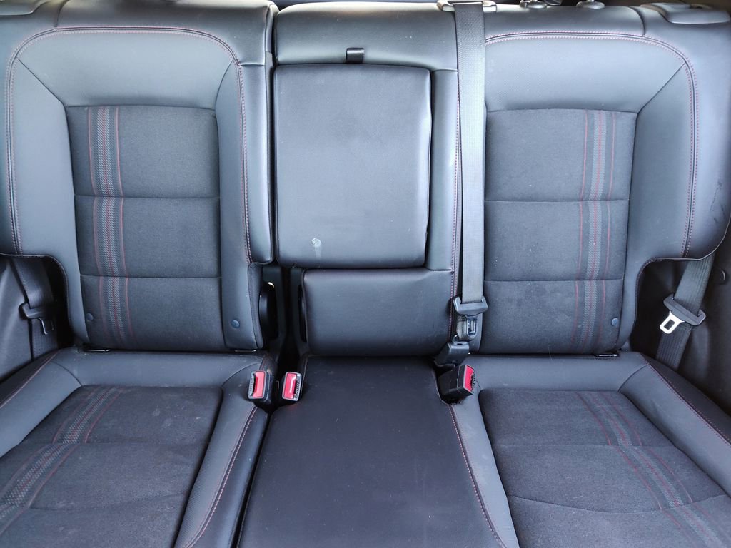 Used 2022 Chevrolet Equinox RS w/ Infotainment Package image 27