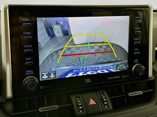 Used 2021 Toyota RAV4 XLE Premium AWD/4WD image 17