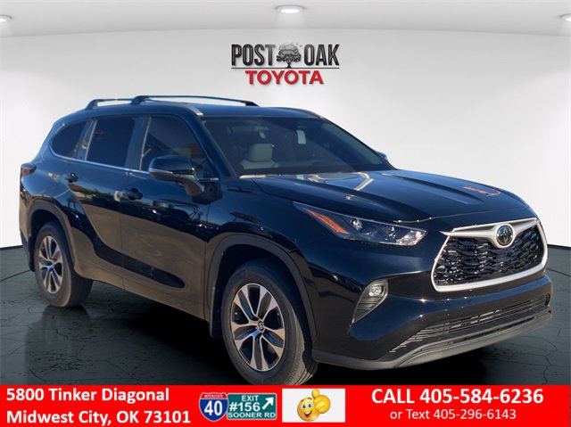 New 2026 Toyota Highlander XLE image 1