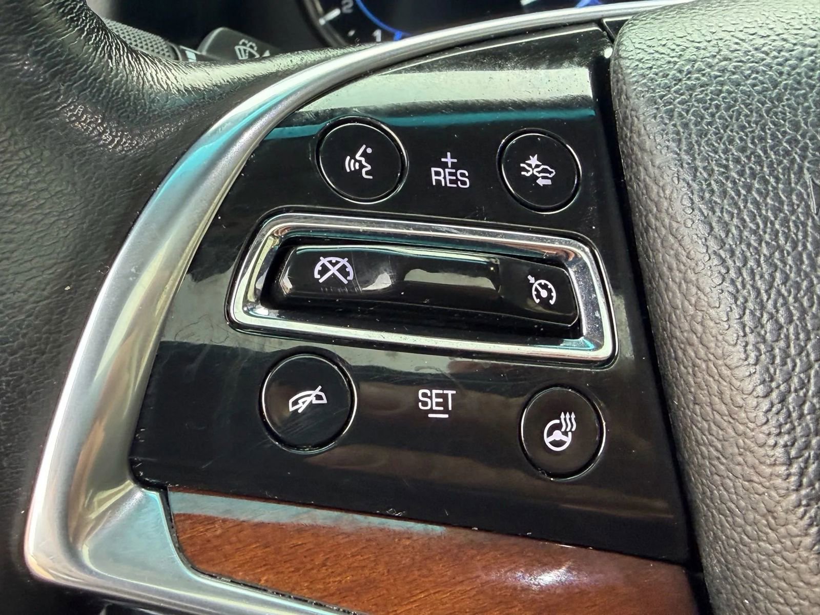 Used 2019 Cadillac Escalade Luxury image 18