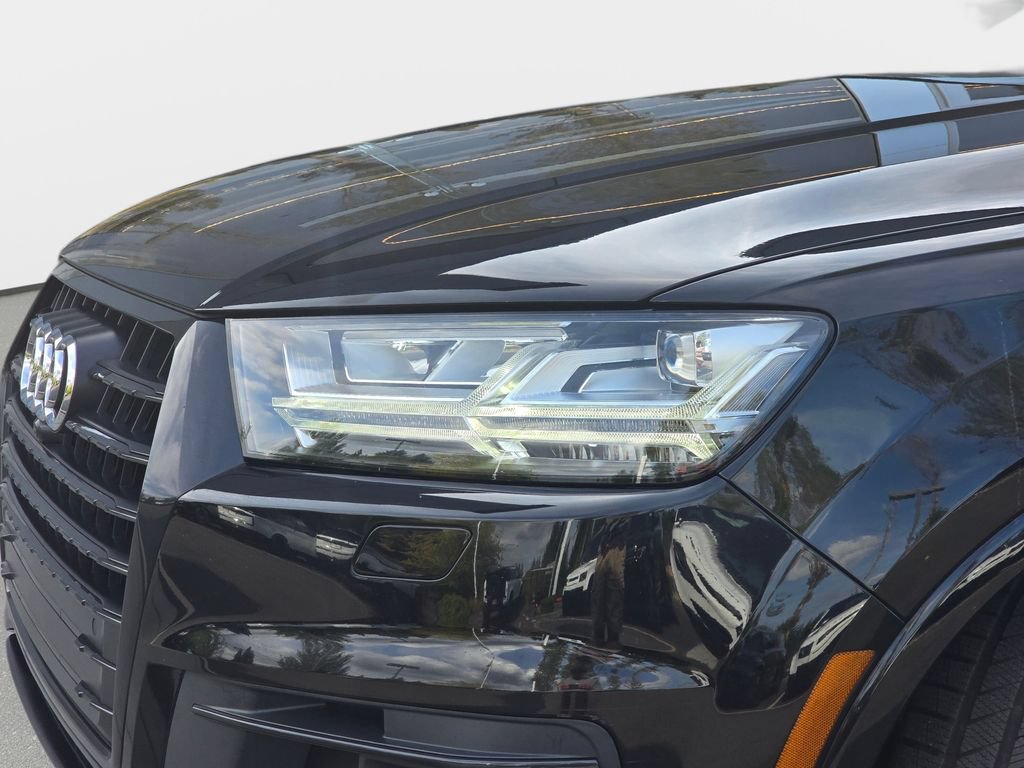 Used 2018 Audi Q7 3.0T Prestige w/ Prestige Package AWD/4WD image 34