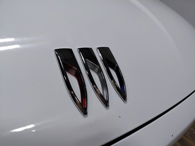 Used 2025 Buick Enclave Preferred image 16