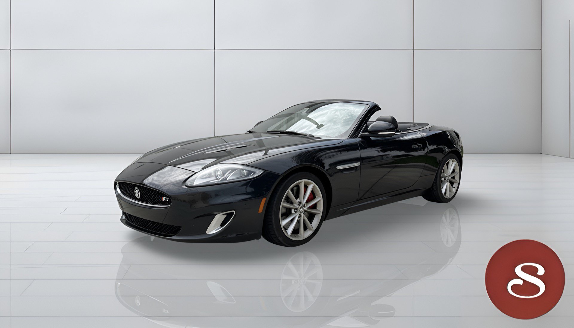 Used 2012 Jaguar XKR R RWD image 4