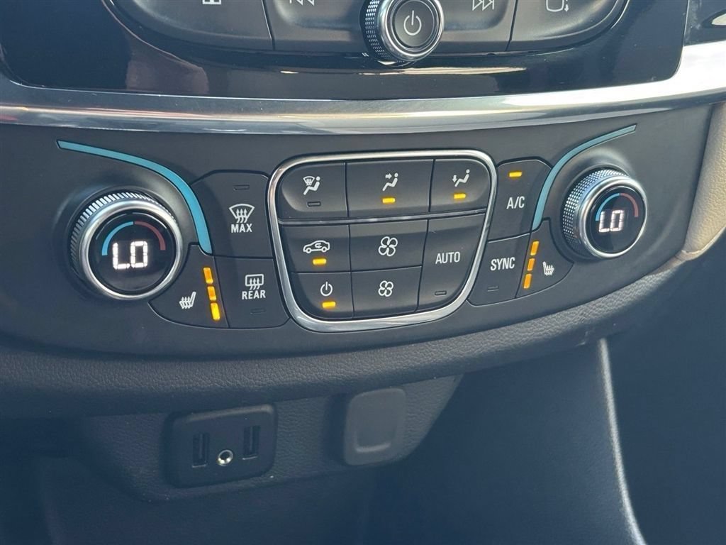 Used 2023 Chevrolet Traverse LT w/ LPO, Cargo Package AWD/4WD image 22