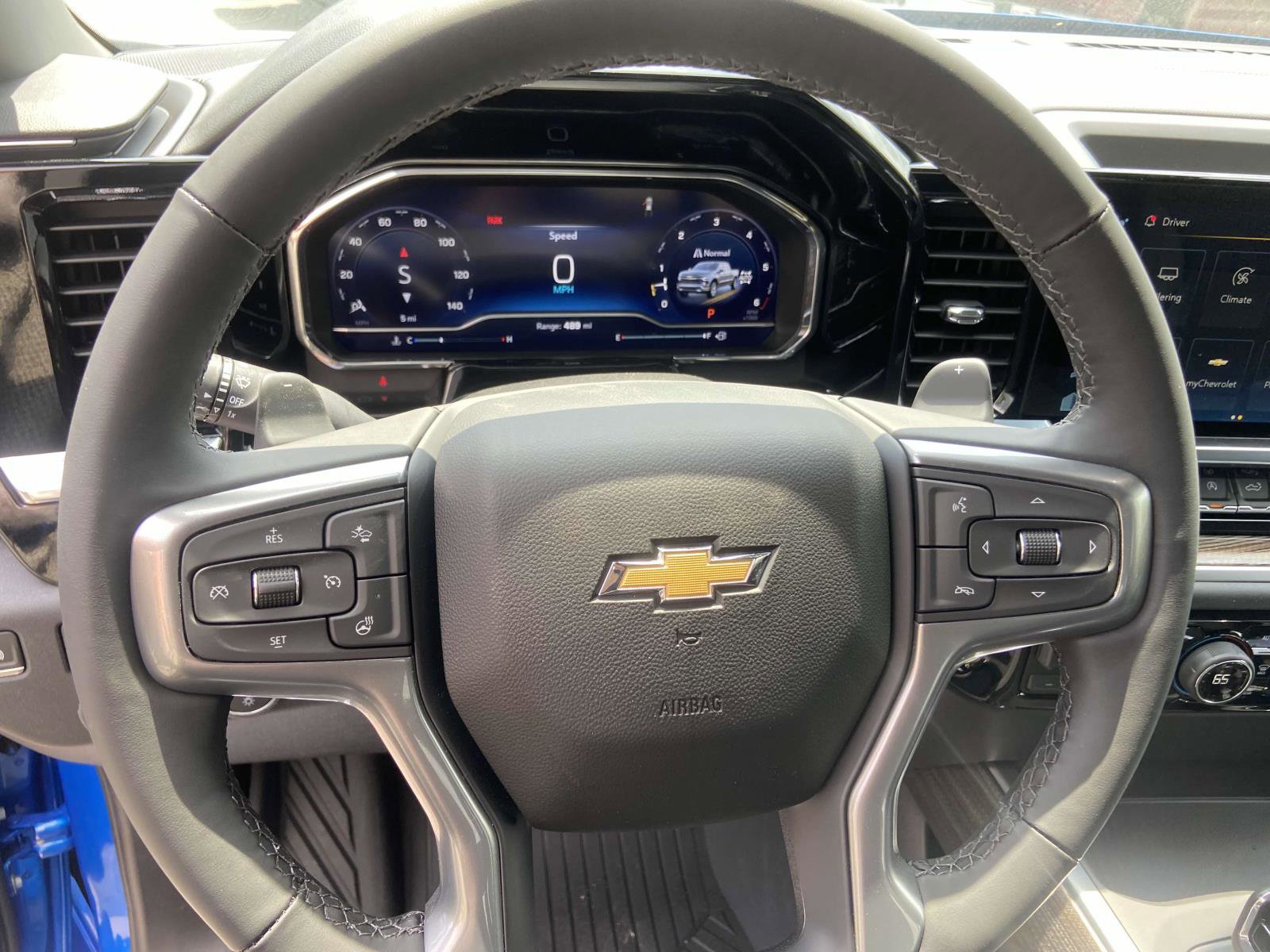 New 2025 Chevrolet Silverado 1500 LT image 16