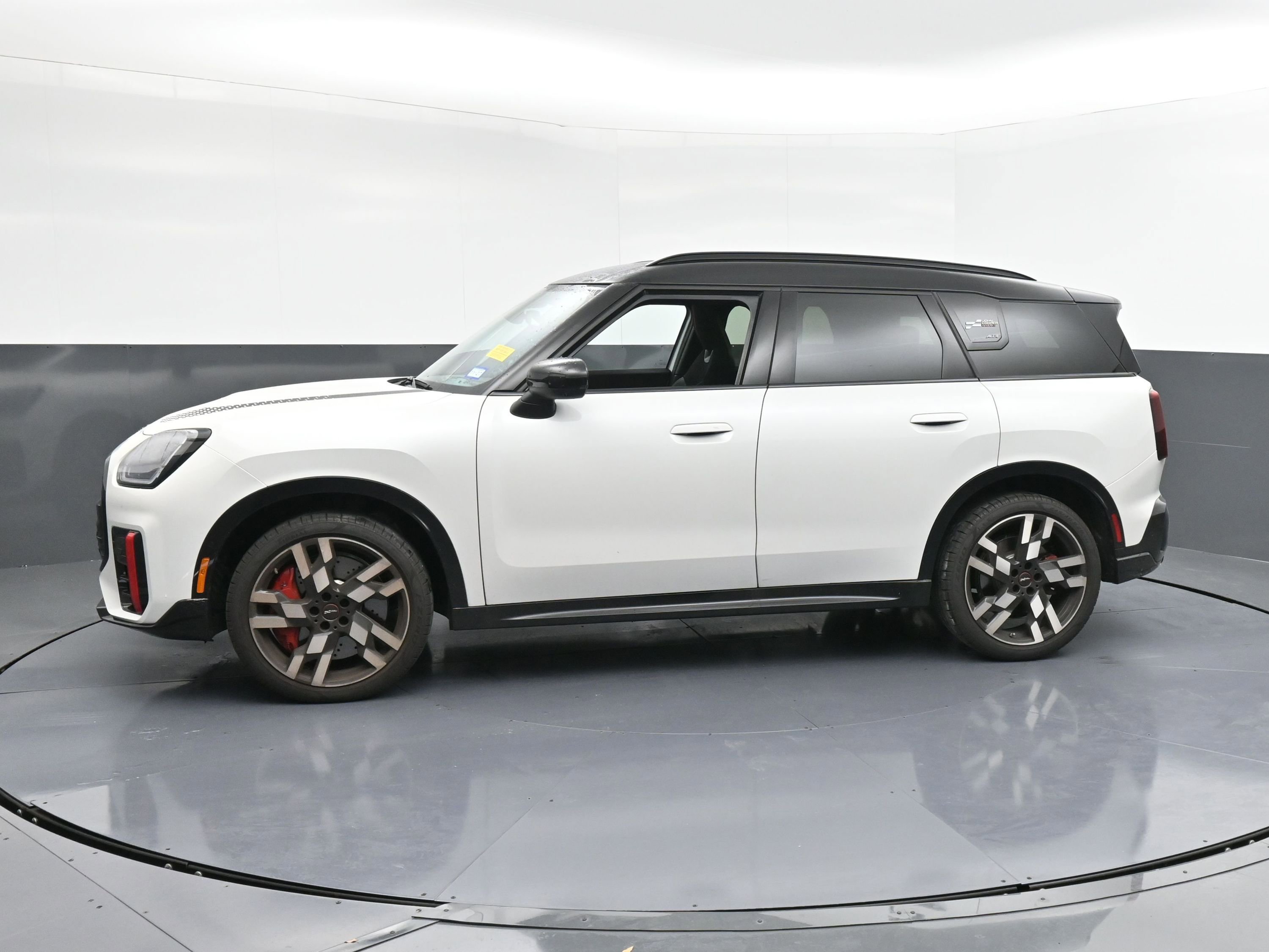 Used 2026 MINI Cooper Countryman John Cooper Works image 5