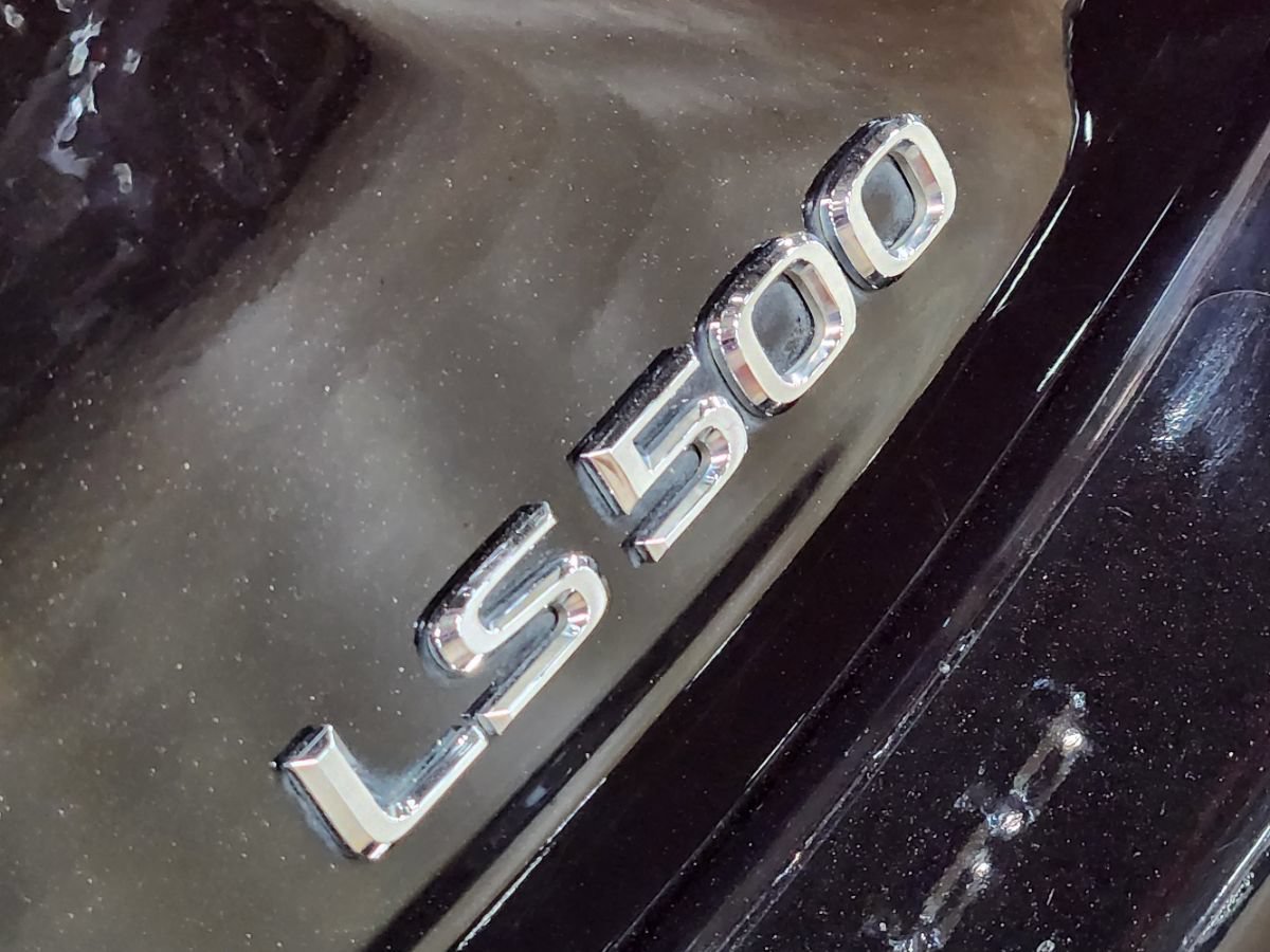 Used 2021 Lexus LS 500 RWD image 25