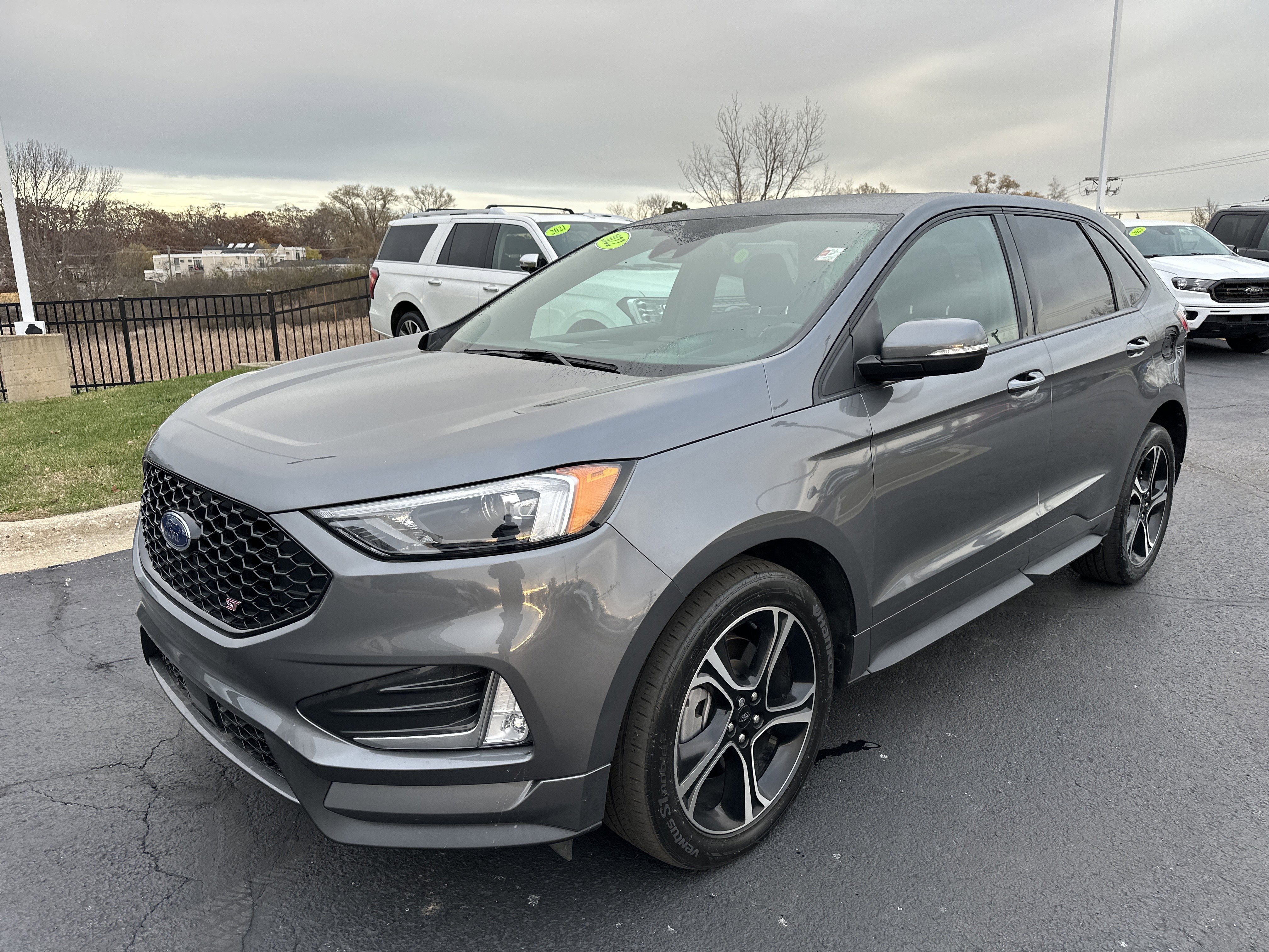 Certified 2022 Ford Edge ST image 5