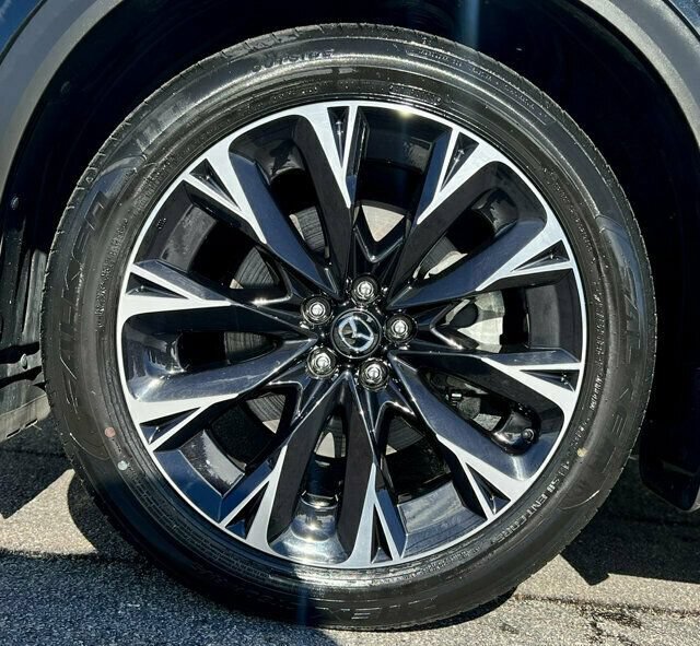 Used 2024 MAZDA CX-90 Plug-In Hybrid w/ Premium Pkg AWD/4WD image 33