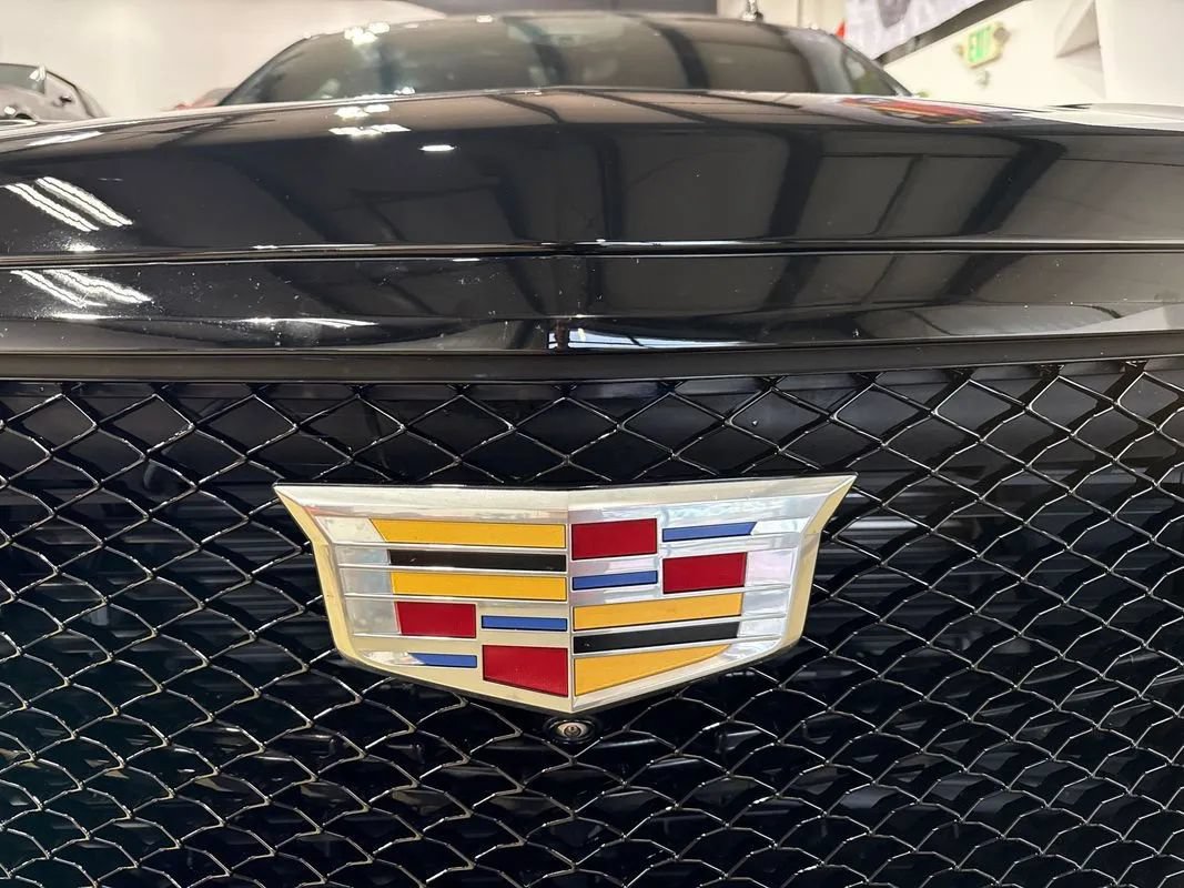 Used 2023 Cadillac Escalade ESV V AWD/4WD image 69
