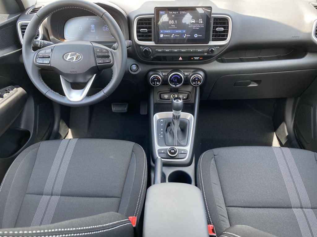 New 2026 Hyundai Venue SEL FWD image 17