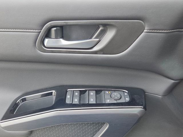 New 2026 Nissan Pathfinder SL image 28