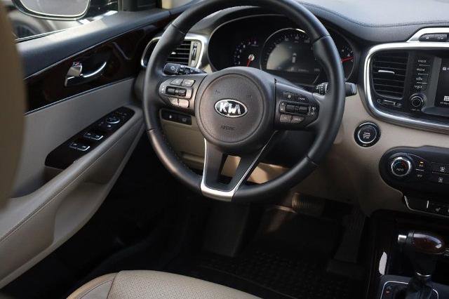 Used 2018 Kia Sorento EX FWD image 25