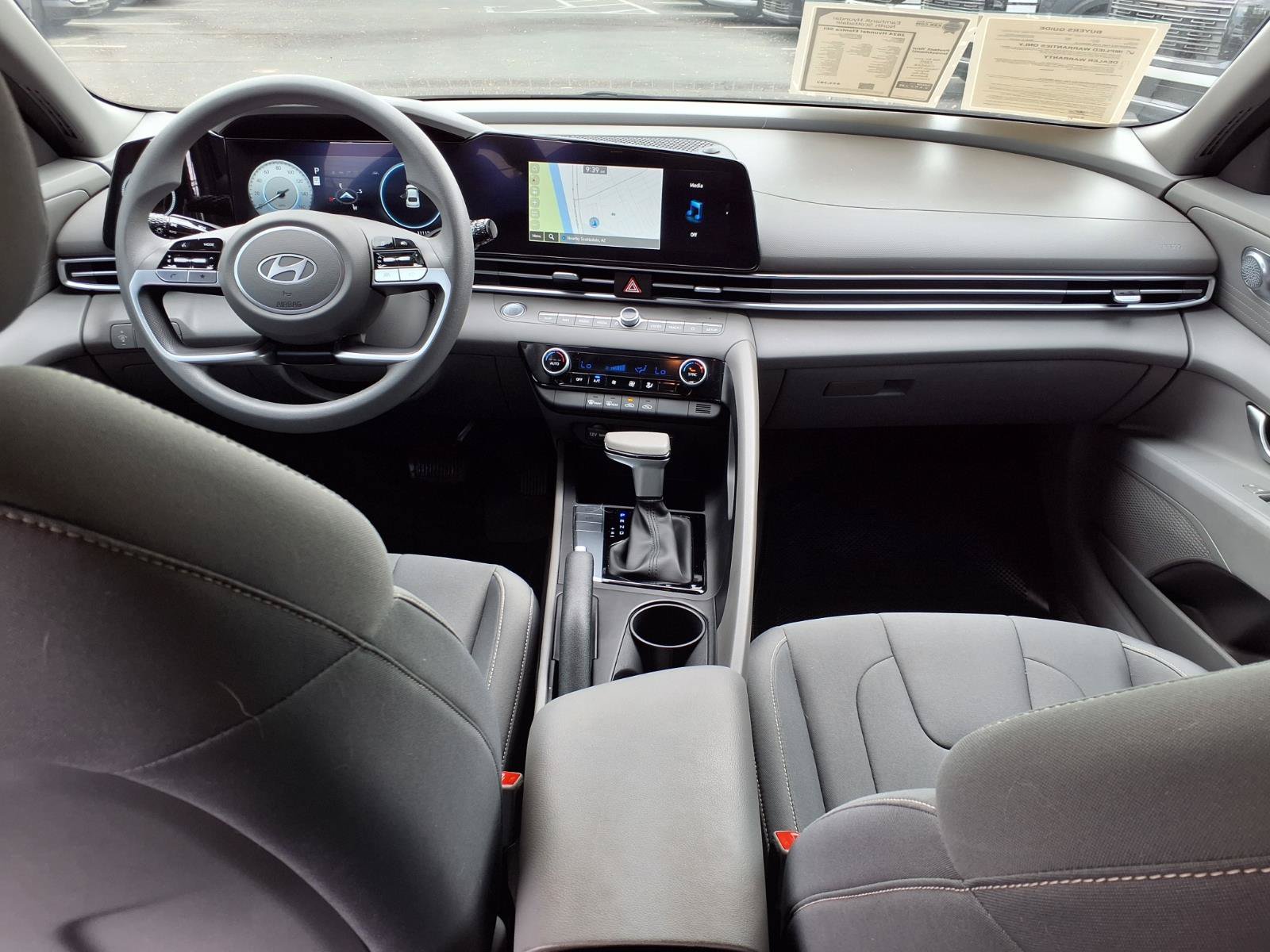 Certified 2024 Hyundai Elantra SEL FWD image 18
