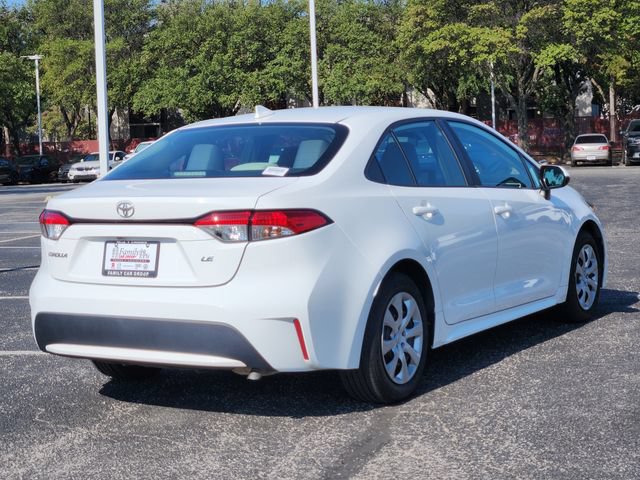 Used 2022 Toyota Corolla LE FWD image 4