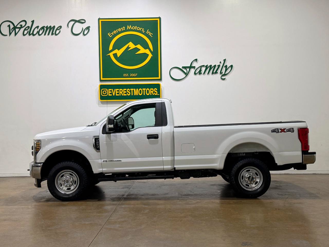 Used 2019 Ford F250 XL w/ XL Value Package AWD/4WD image 5