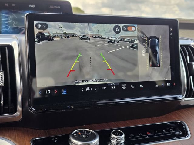 Used 2025 Ford Expedition King Ranch AWD/4WD image 11