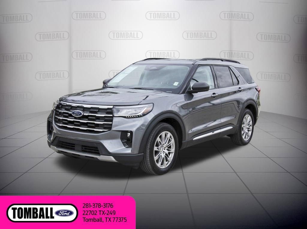 Used 2025 Ford Explorer Active w/ Active Comfort Package AWD/4WD image 3