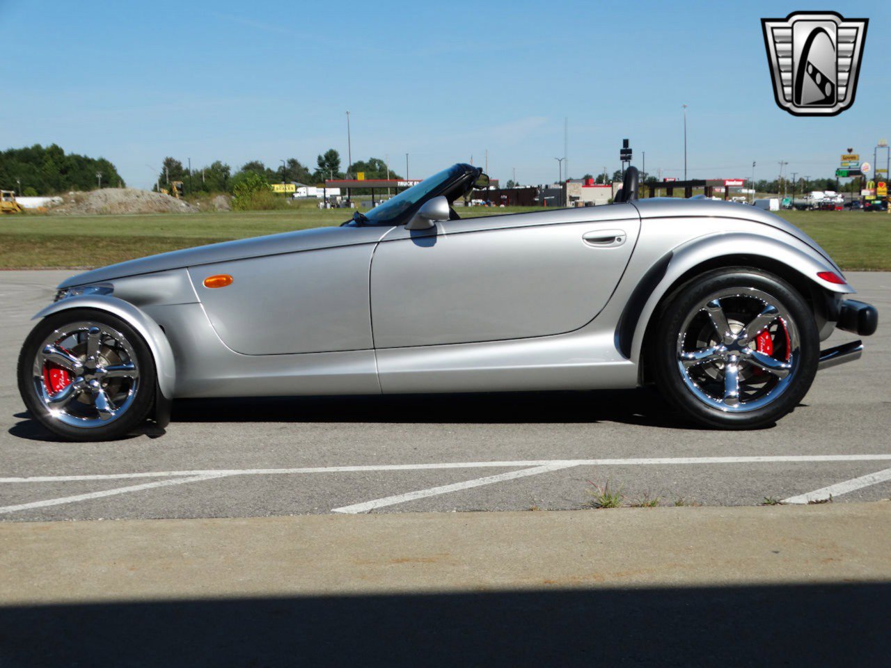Used 2002 Chrysler Prowler image 4