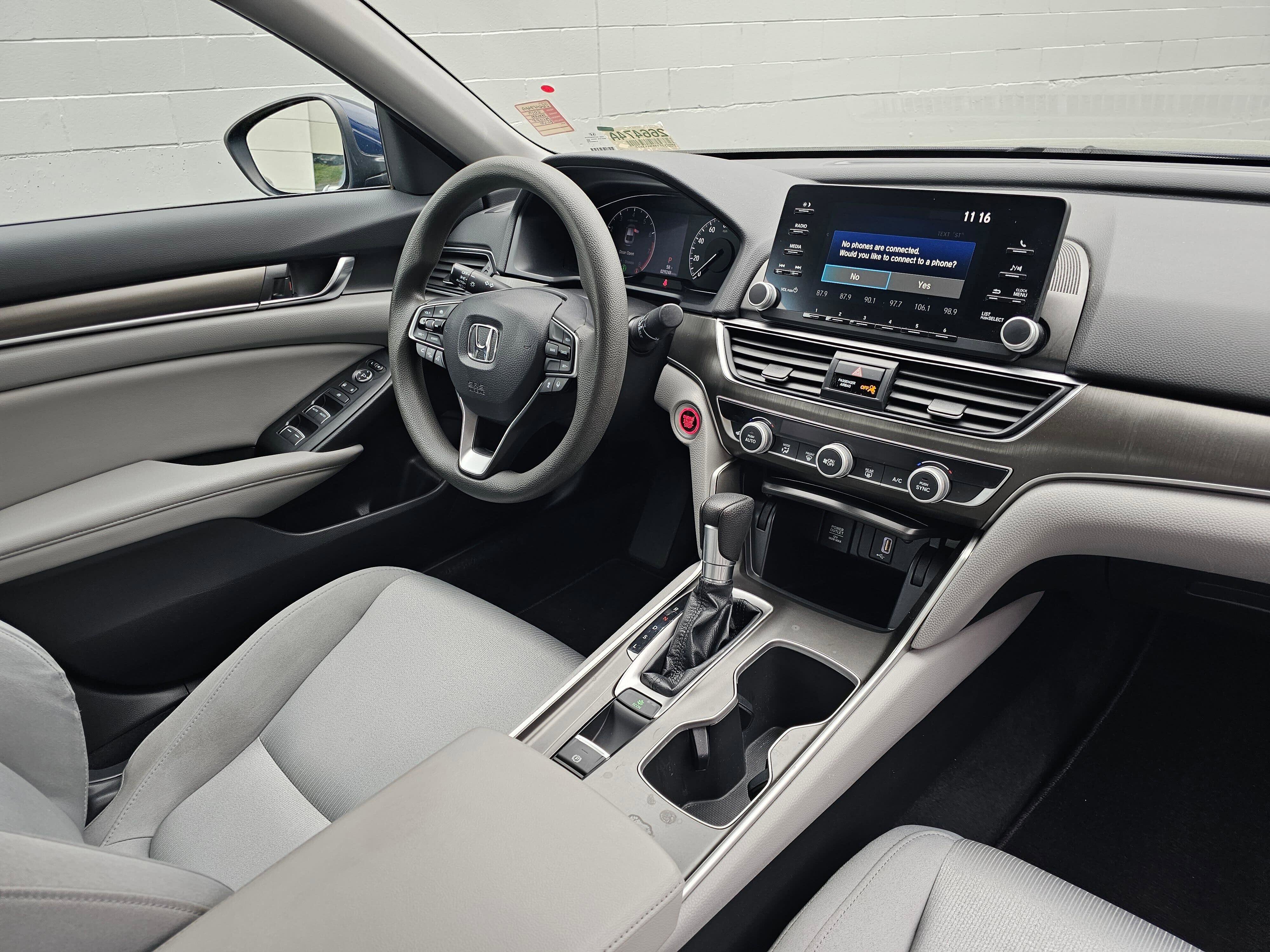 Used 2019 Honda Accord LX image 10