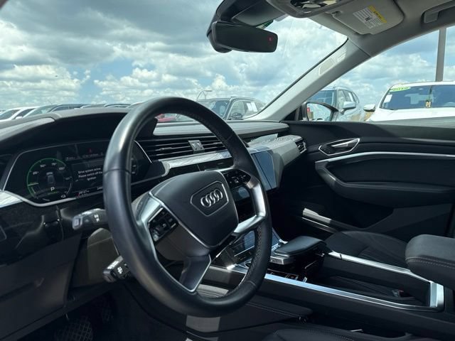 Used 2024 Audi Q8 e-tron Premium Plus w/ Premium Plus Package AWD/4WD image 13