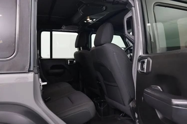 Used 2022 Jeep Wrangler Unlimited Sport AWD/4WD image 14