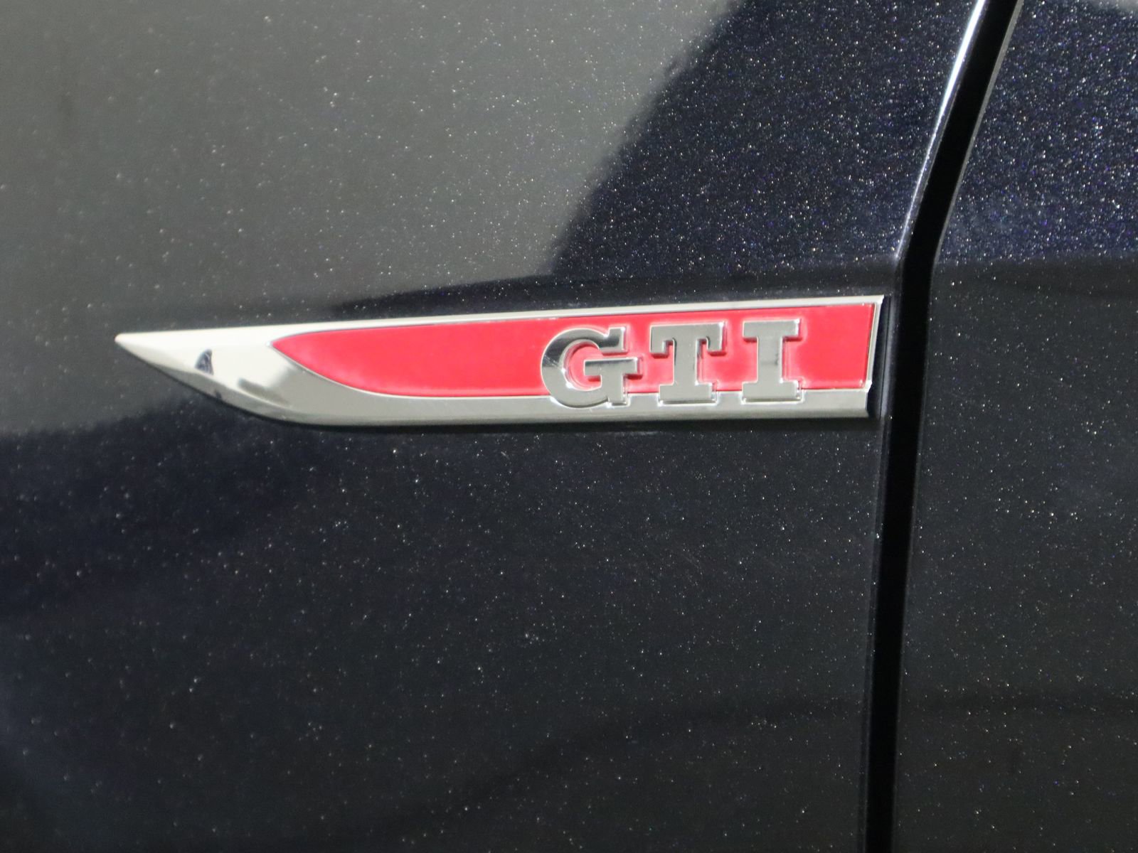 Used 2018 Volkswagen GTI S image 15