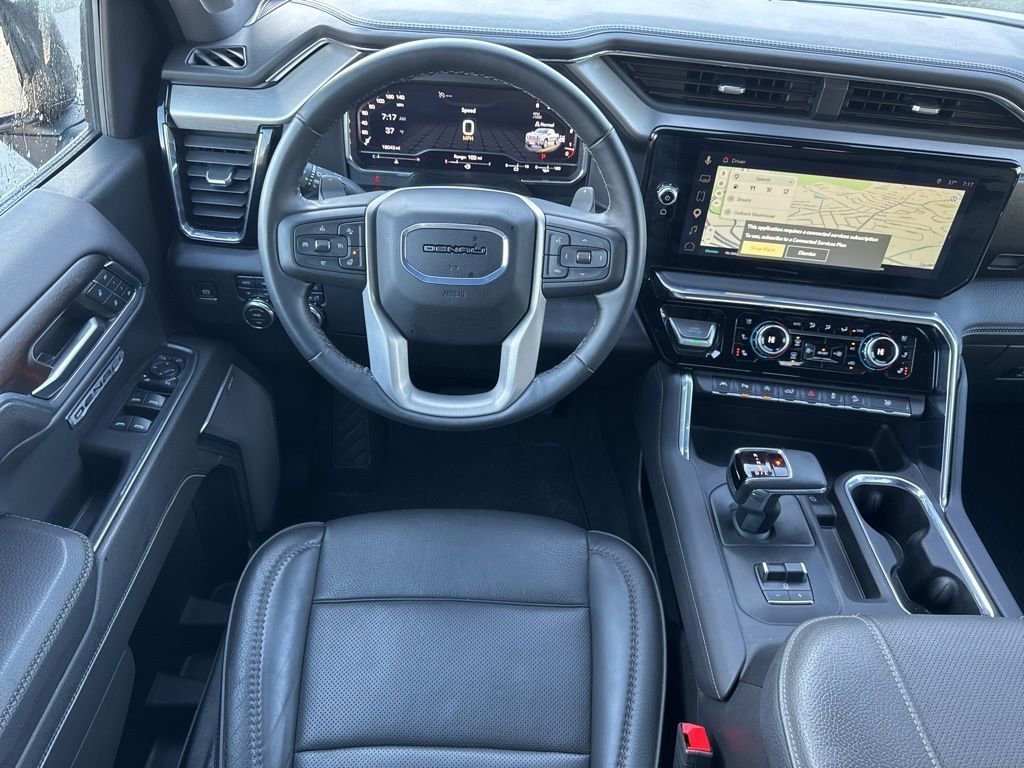 Used 2024 GMC Sierra 1500 Denali w/ Technology Package AWD/4WD image 4