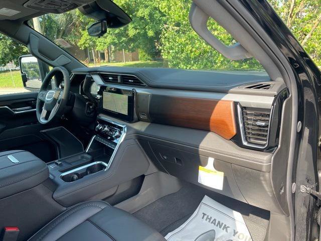 New 2025 GMC Sierra 2500 Denali w/ Denali Reserve Package image 34